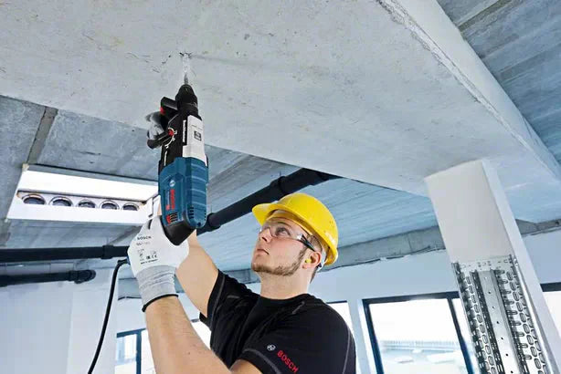Bosch Professional | Rotary Hammer Drill GBH 2-28 with SDS-plus