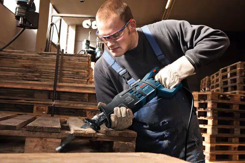 Bosch Professional | Reciprocating Saw GSA 1300 PCE