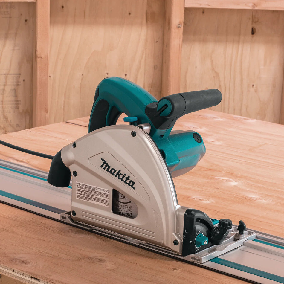Makita | Plunge Cut Saw SP6000 + 1,4m Guide Rail + Clamp Set