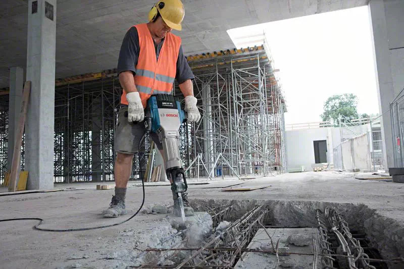 Bosch Professional | Breaker 27kg GSH 27 VC